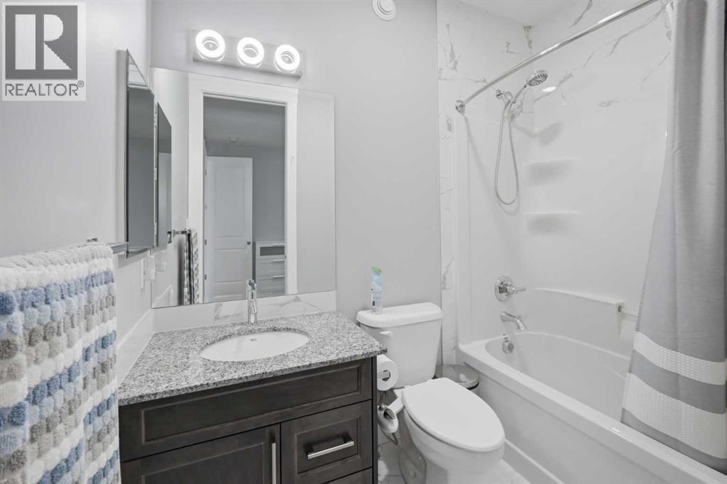 288 Corner Meadows Manor NE - 26