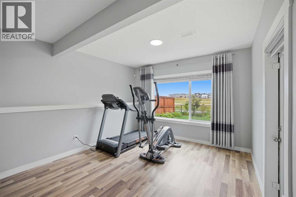 288 Corner Meadows Manor NE - 39