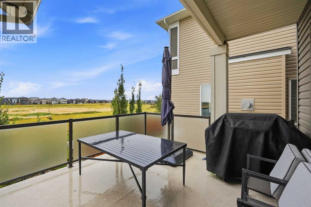288 Corner Meadows Manor NE - 20