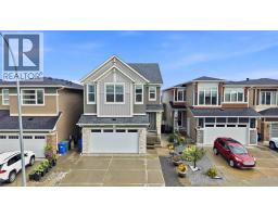 288 Corner Meadows Manor NE - photo 2