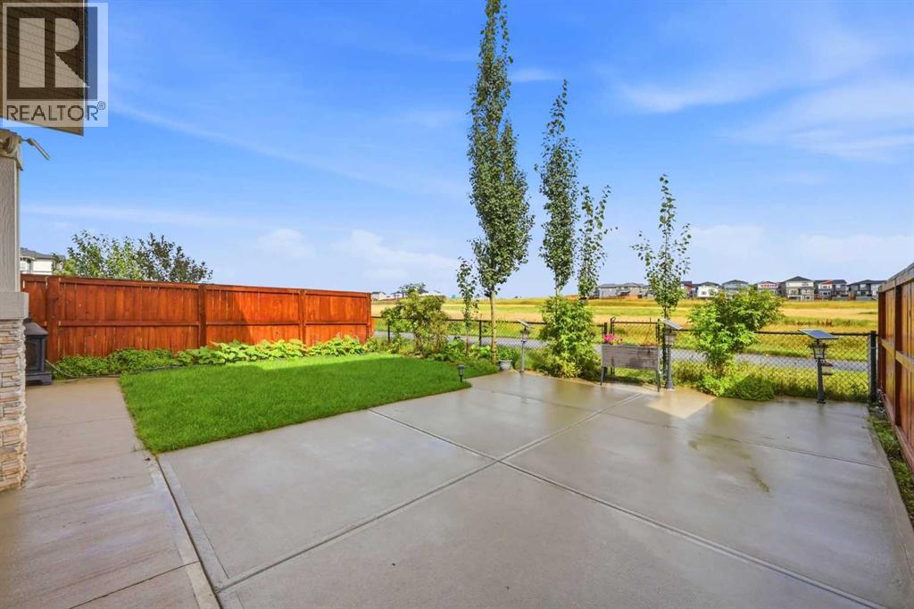 288 Corner Meadows Manor NE - 45