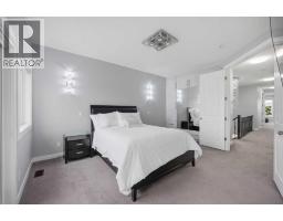 288 Corner Meadows Manor NE - photo 32