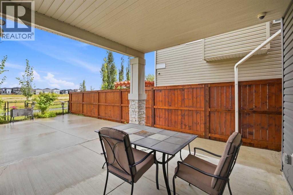 288 Corner Meadows Manor NE - 41
