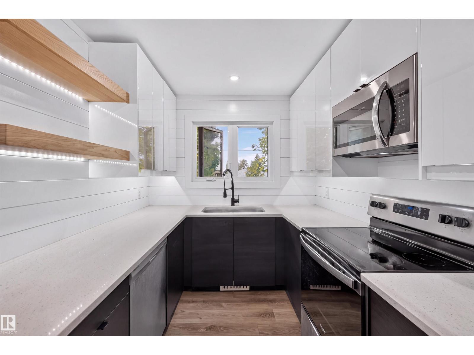 9516 52 ST NW - 6