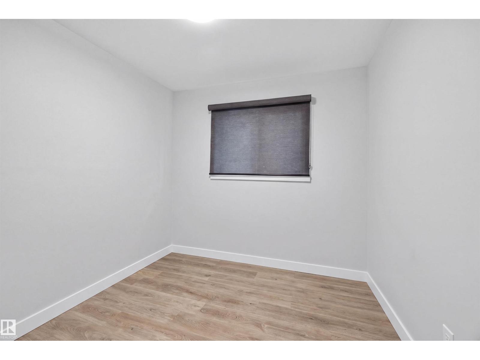 9516 52 ST NW - 7