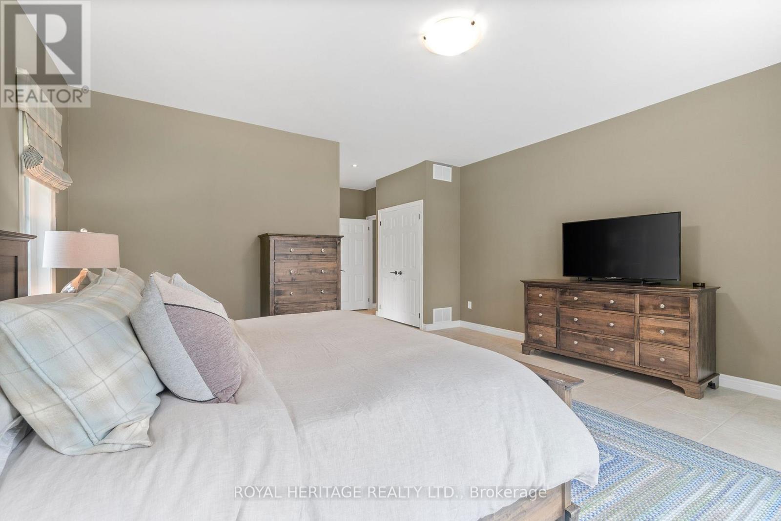 120 MCGREGOR DRIVE - Image 21