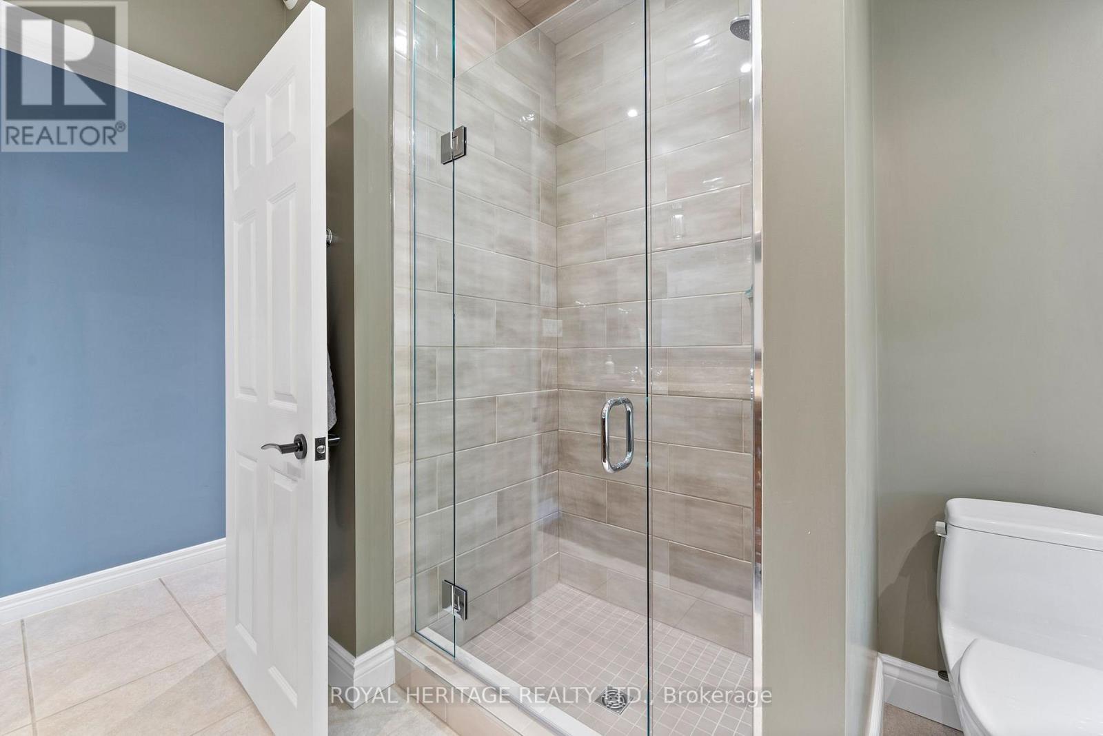 120 MCGREGOR DRIVE - Image 31