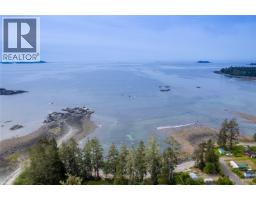 1082 Sixth Ave, Ucluelet, BC V0R3A0 Photo 44