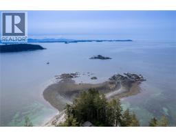 1082 Sixth Ave, Ucluelet, BC V0R3A0 Photo 45