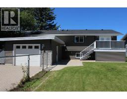 Living room - 99 Mcnab Park Street E, Brooks, AB T1R0K6 Photo 7