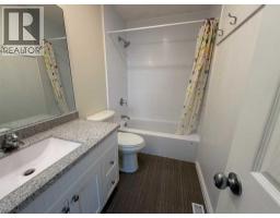 99 Mcnab Park Street E, Brooks, AB T1R0K6 Photo 22
