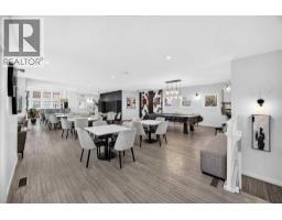 226, 20 Royal Oak Plaza NW - photo 44