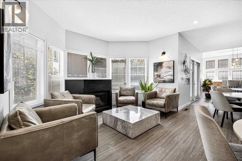 #226 20 Royal Oak Plaza NW - 46
