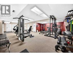 226, 20 Royal Oak Plaza NW - photo 40