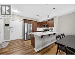 226, 20 Royal Oak Plaza NW - photo 4