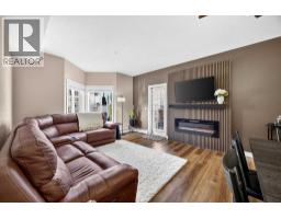 226, 20 Royal Oak Plaza NW - photo 11