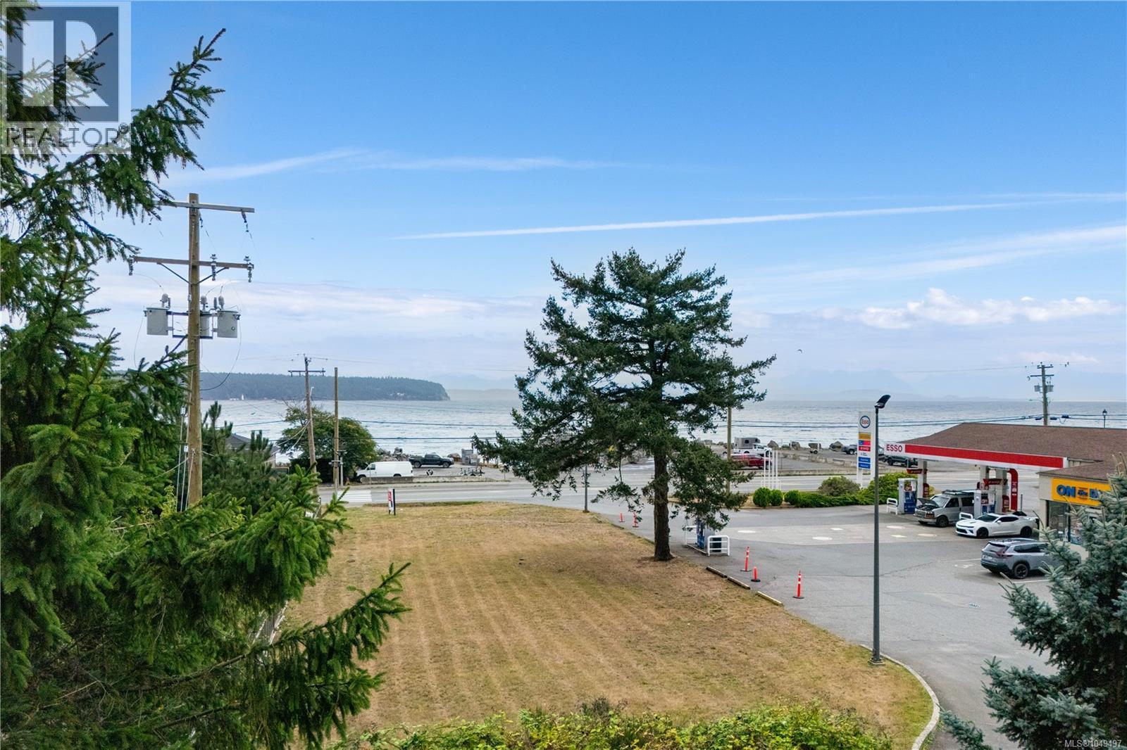 #304 962 Island Hwy S - Image 24