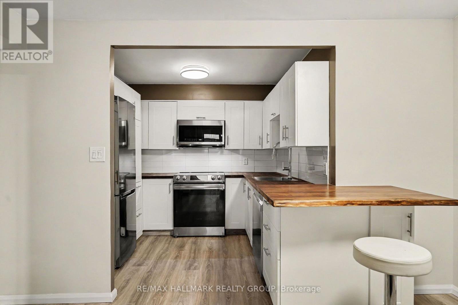 1 Bed, 1 Bath Apartment for Sale in Ottawa – 403 – 475 LAURIER AVENUE W, Ottawa – MLS# X13775640 - Image 25