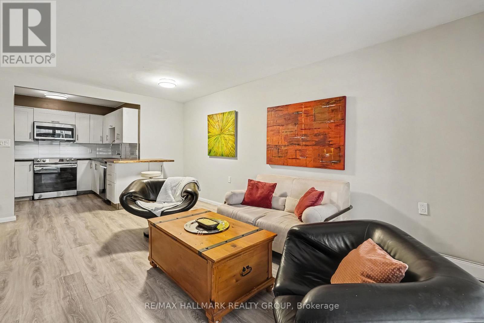 #403 475 LAURIER AVENUE W - 8