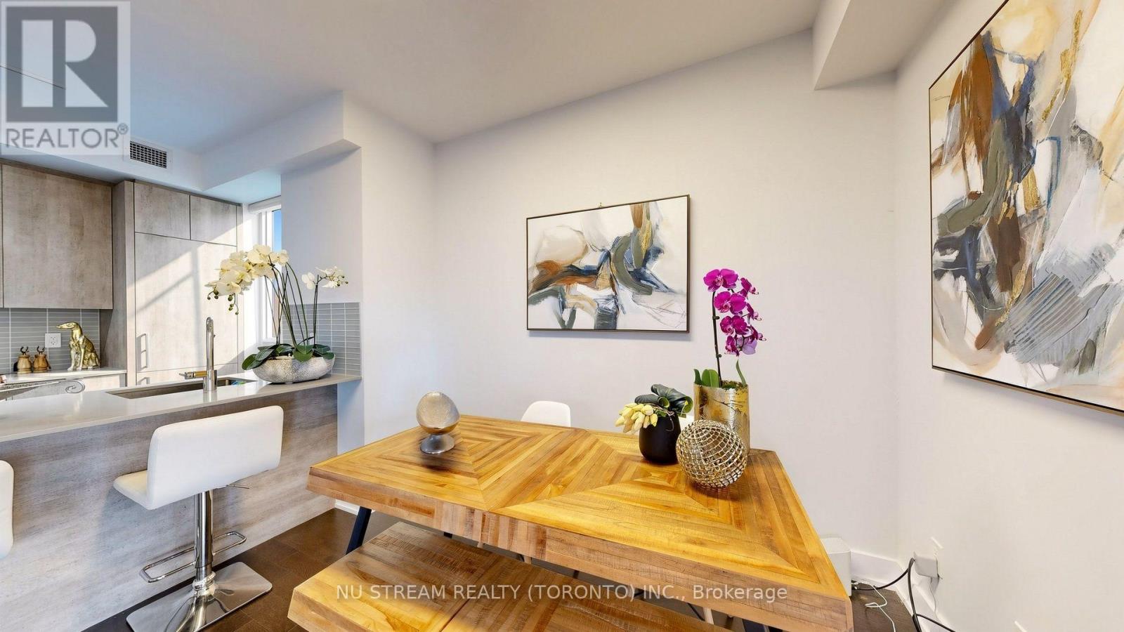 #307 181 BEDFORD ROAD - 17