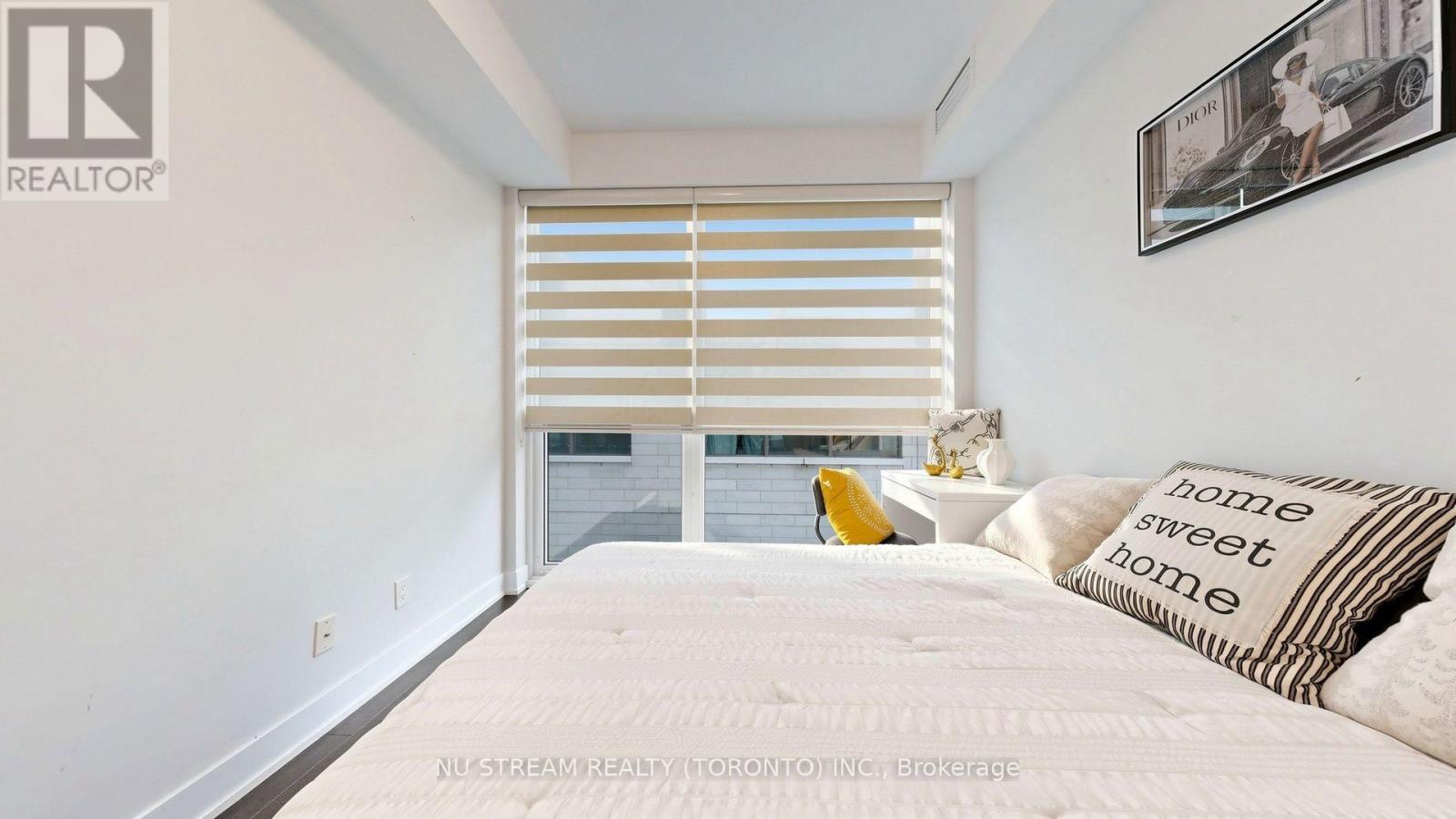#307 181 BEDFORD ROAD - 24