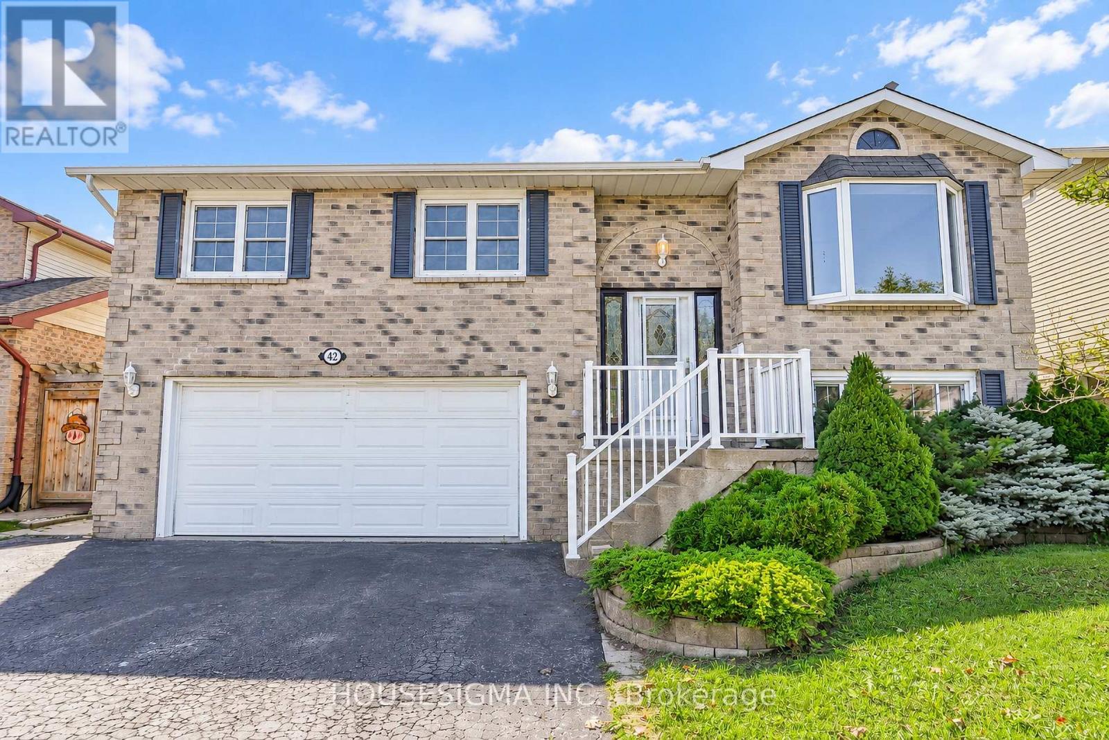 42 CHERRY BLOSSOM CRESCENT - 2
