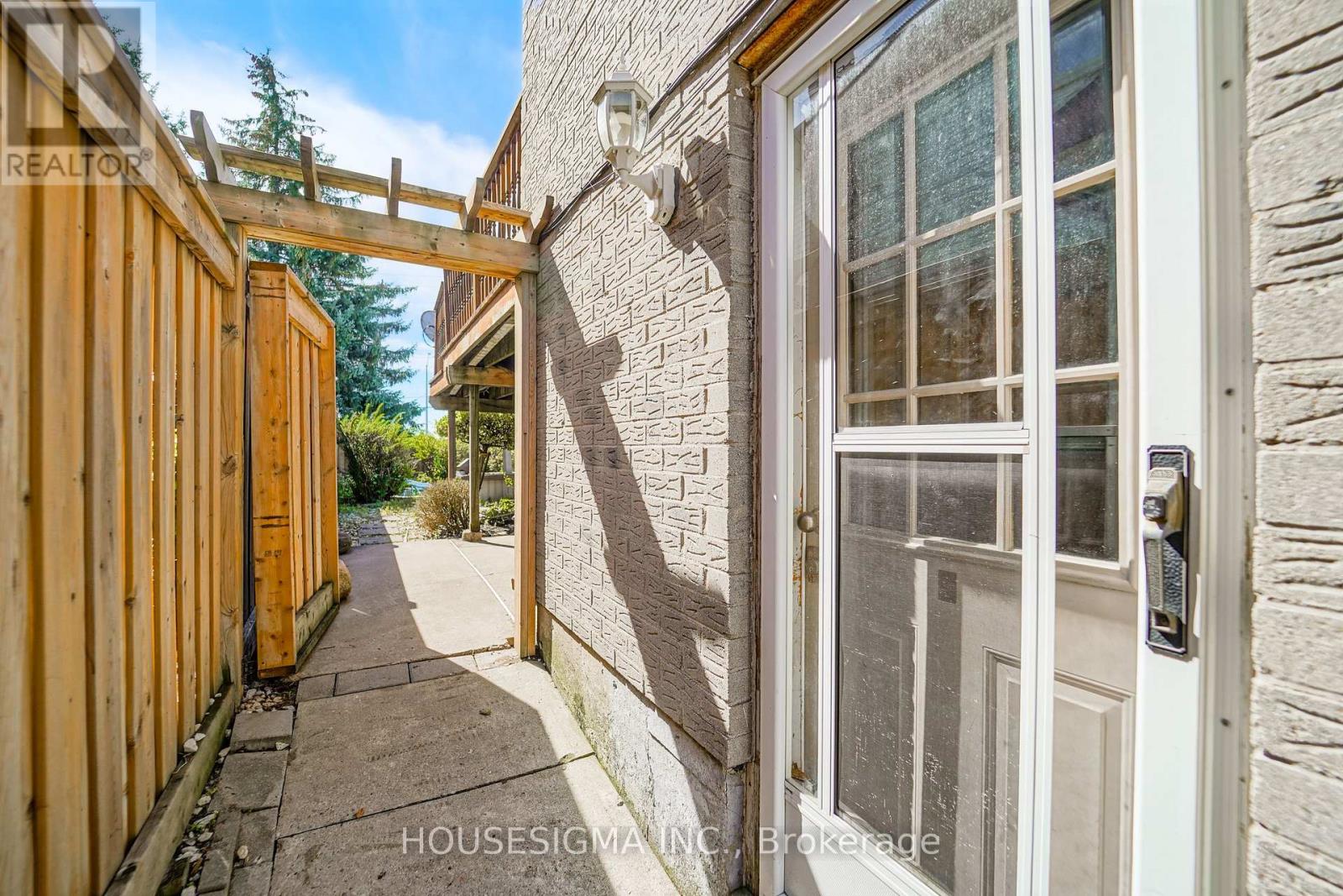42 CHERRY BLOSSOM CRESCENT - Image 25