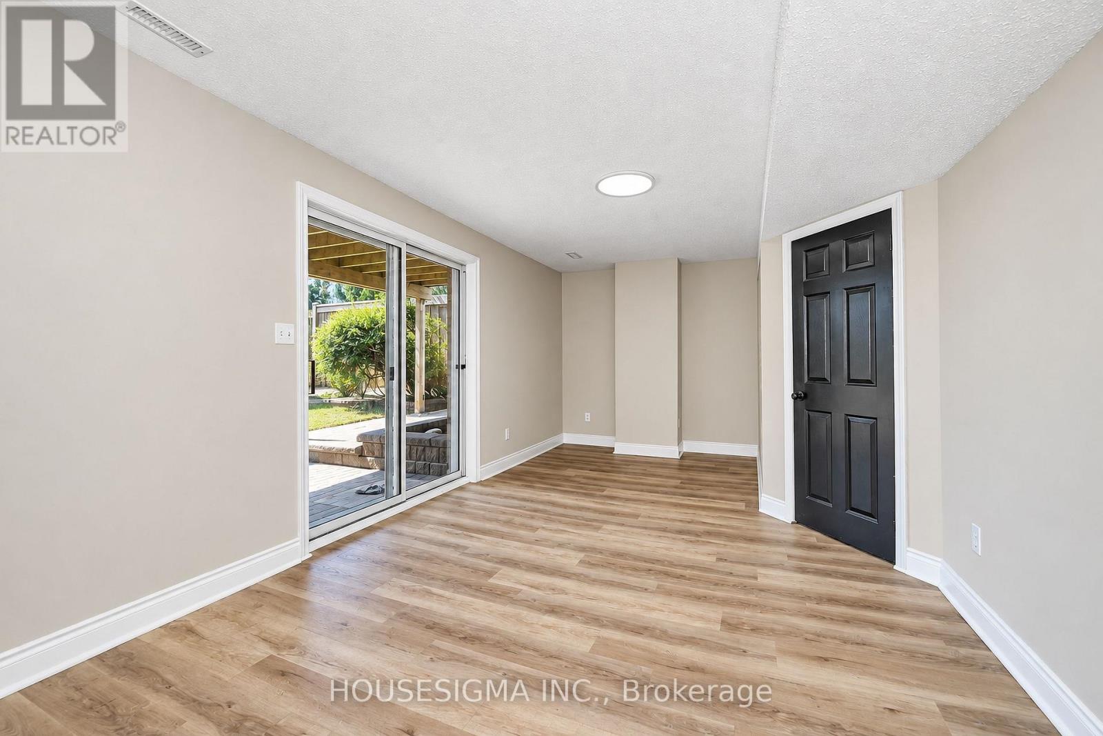 42 CHERRY BLOSSOM CRESCENT - Image 29