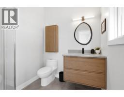 1937 Skeena Drive, Kamloops, BC V2E2P3 Photo 21