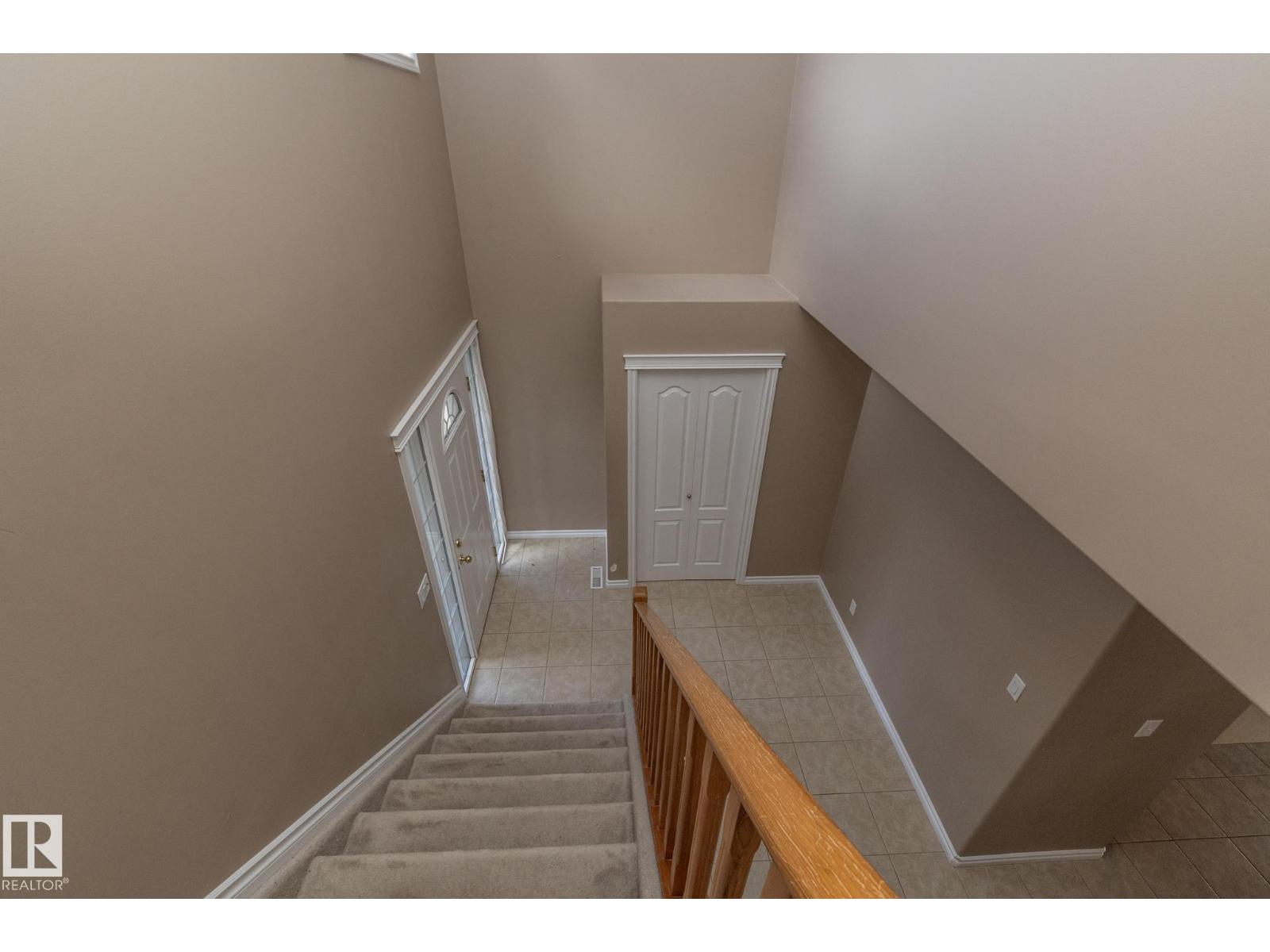 10620 183 AV NW - 24