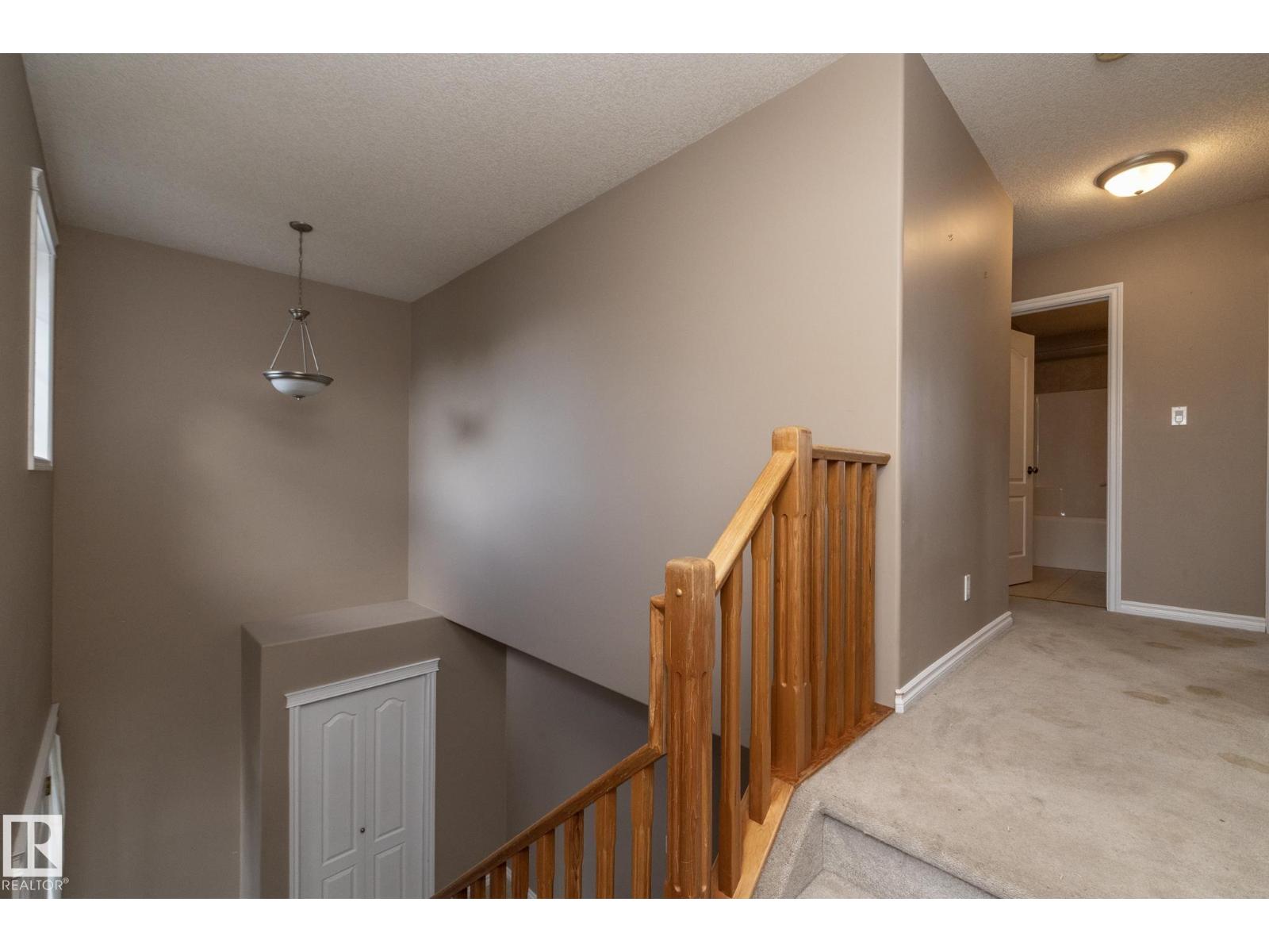 10620 183 AV NW - 25