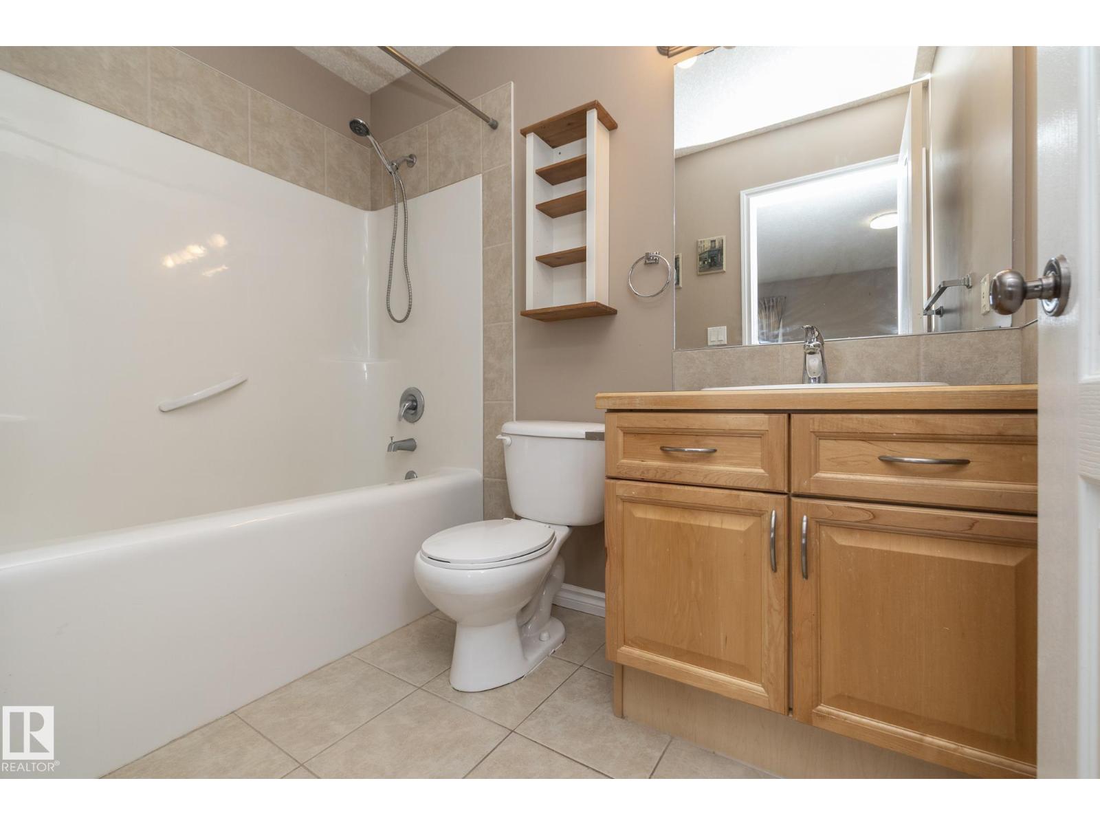 10620 183 AV NW - 29