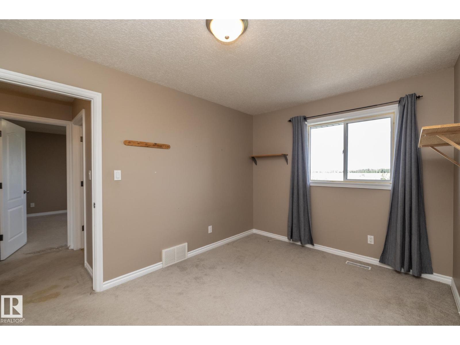 10620 183 AV NW - 37