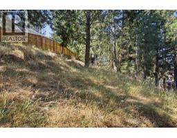 1937 Skeena Drive, Kamloops, BC V2E2P3 Photo 46