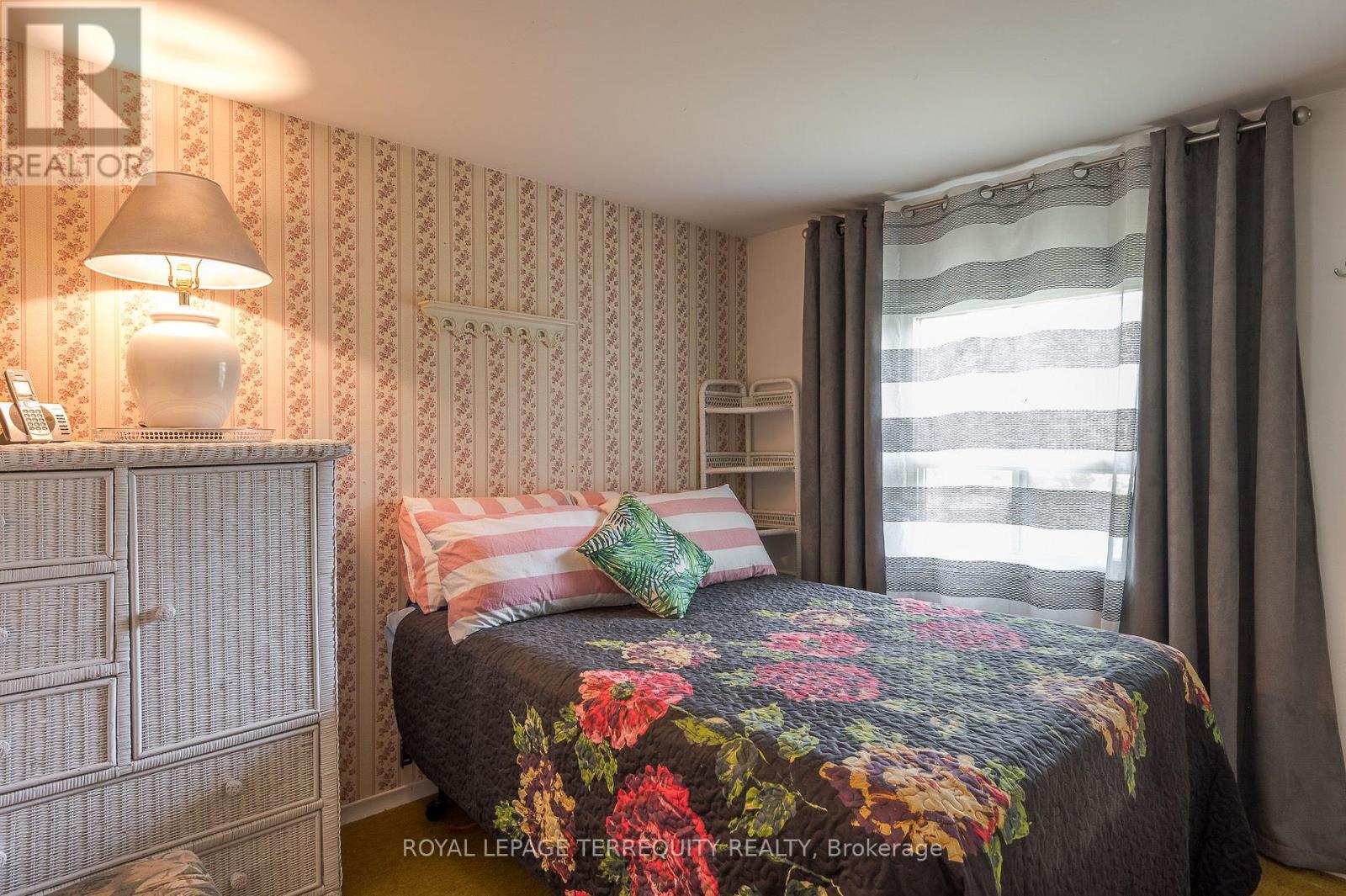 78 WHISPERING WATERS ROAD - 22
