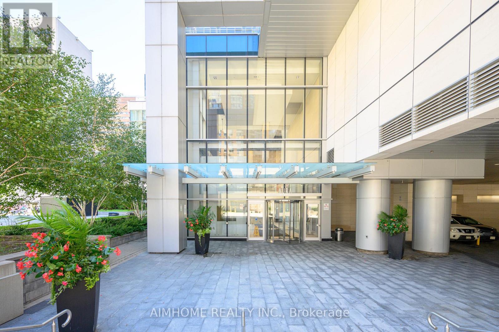 #1405 386 YONGE STREET - Image 3