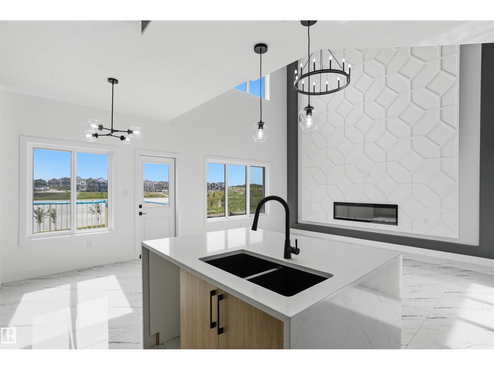 2135 1 AV SW - 19