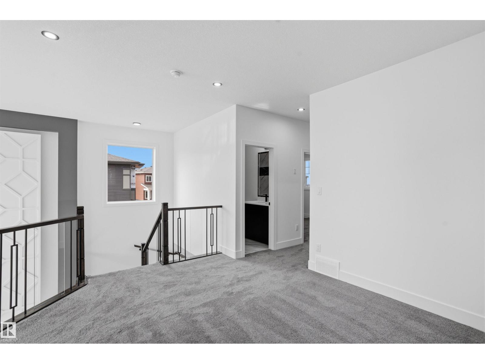 2135 1 AV SW - 30