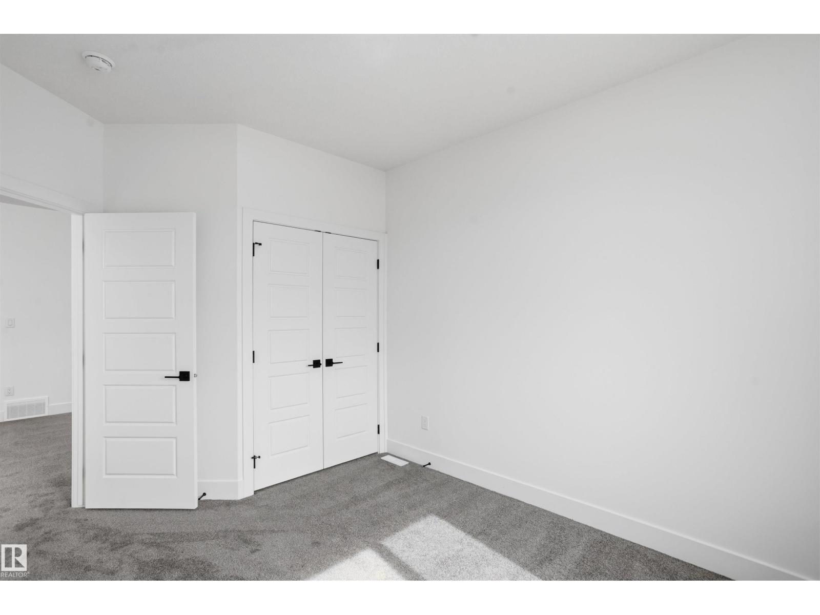2135 1 AV SW - 44