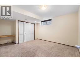 105 Cortina Bay Sw, Calgary, AB T3H0B5 Photo 39