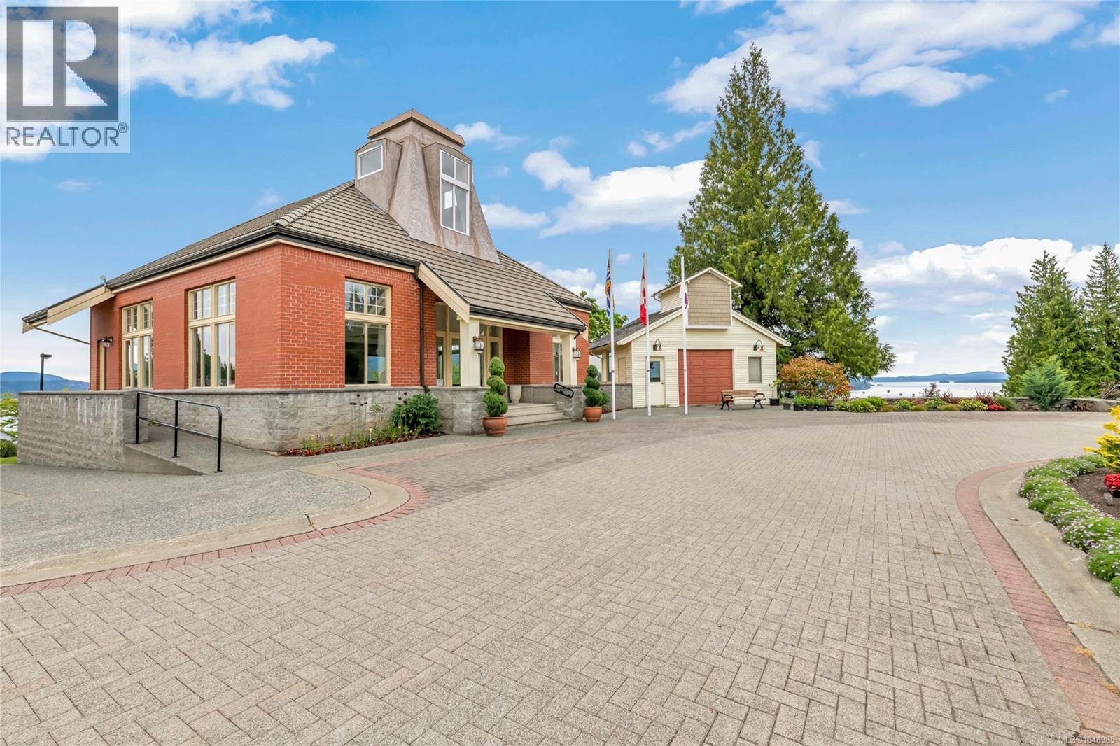 3728 Arbutus Dr N, Cobble Hill