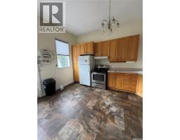 111 4th Avenue W, Kelvington, SK S0A1W0 Photo 7
