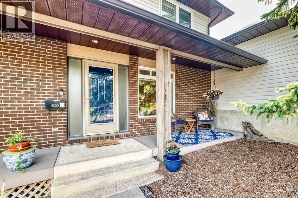 6 Edgedale Way NW - 2