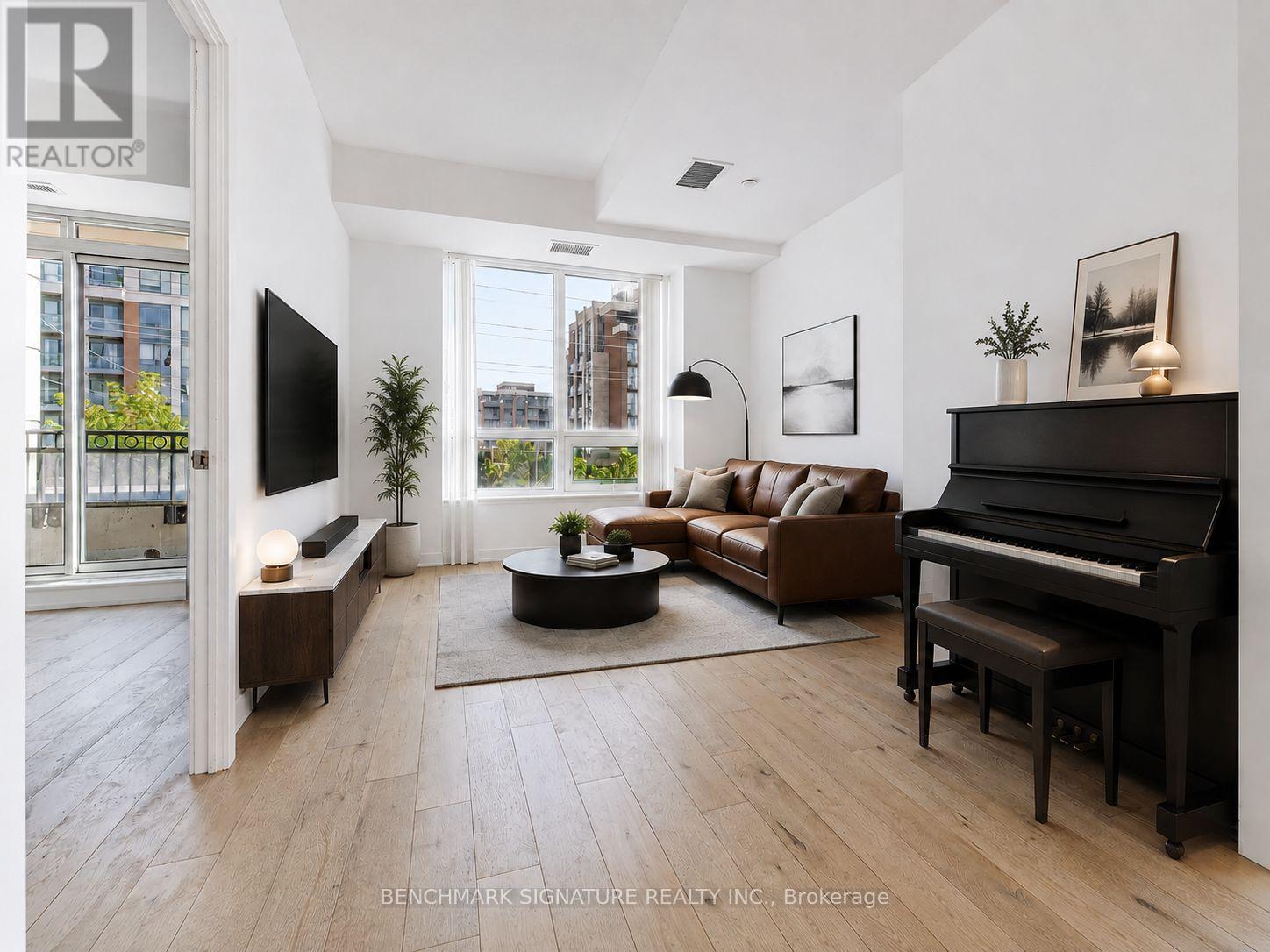 #315W 268 BUCHANAN DRIVE - 3