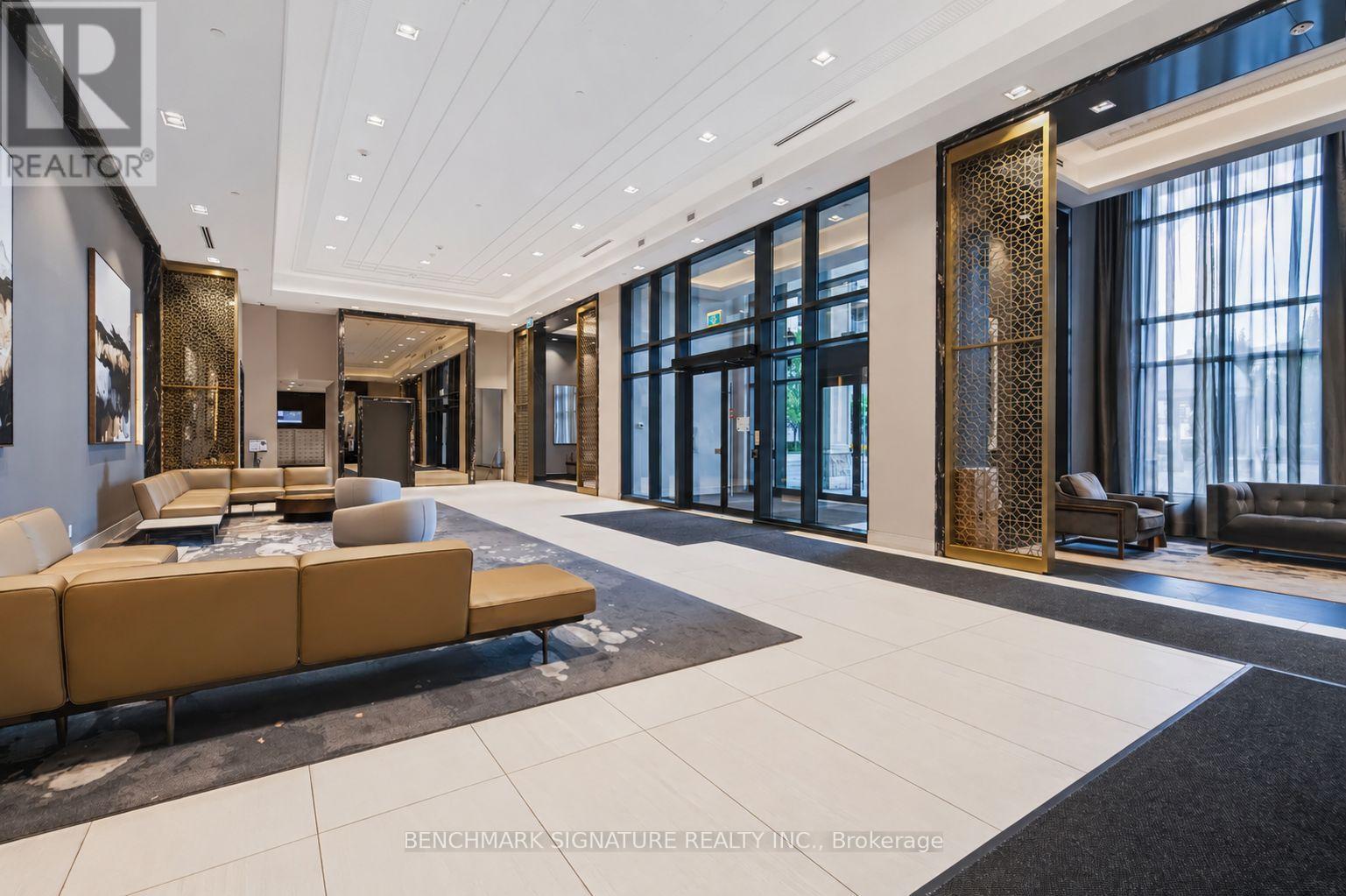 #315W 268 BUCHANAN DRIVE - 9