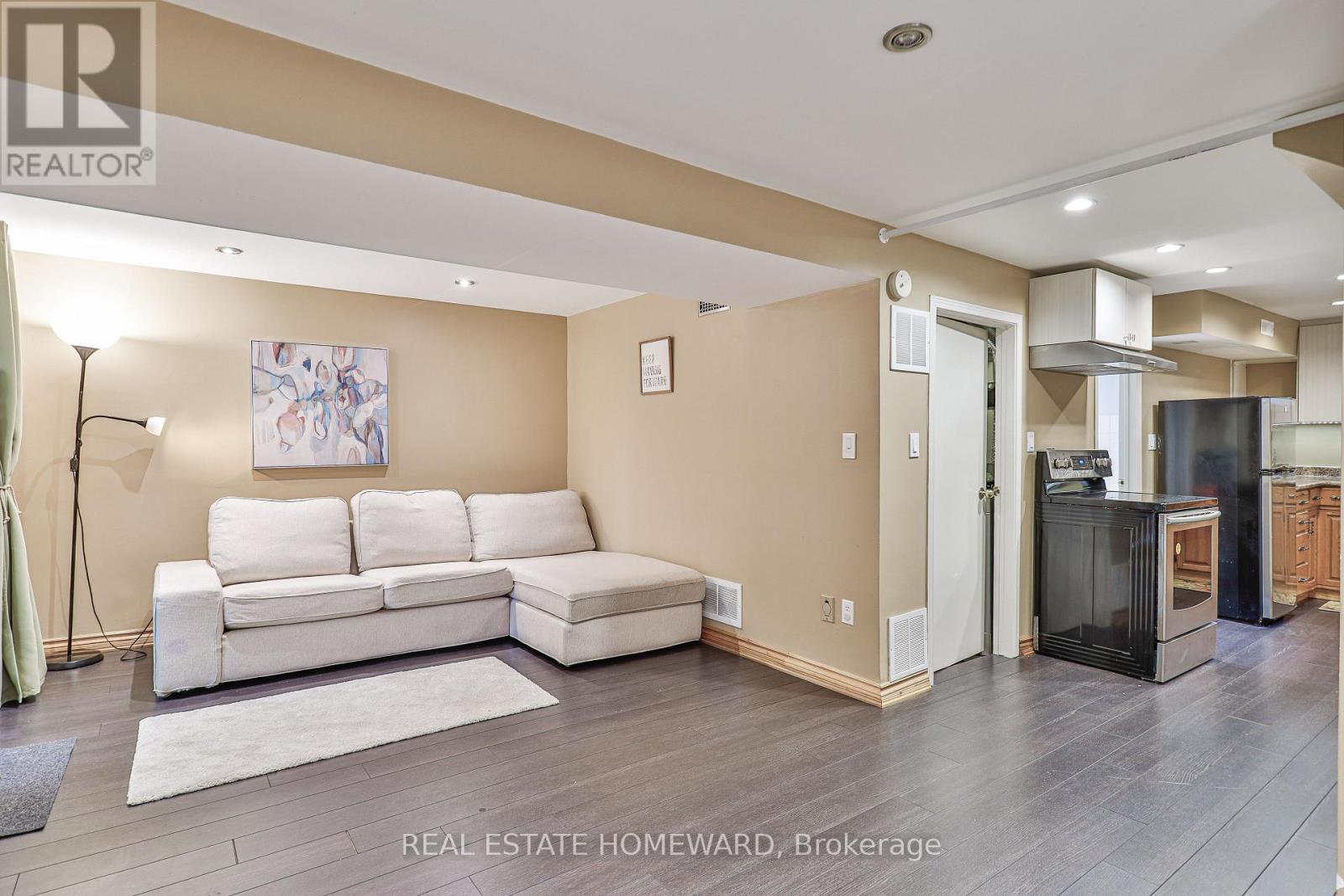 63 DON HEAD VILLAGE BOULEVARD - 29