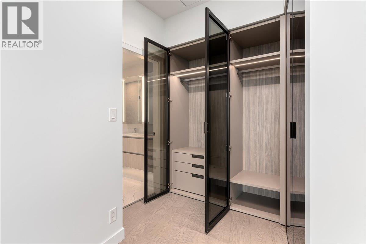 2406 1500 FERN STREET, North Vancouver