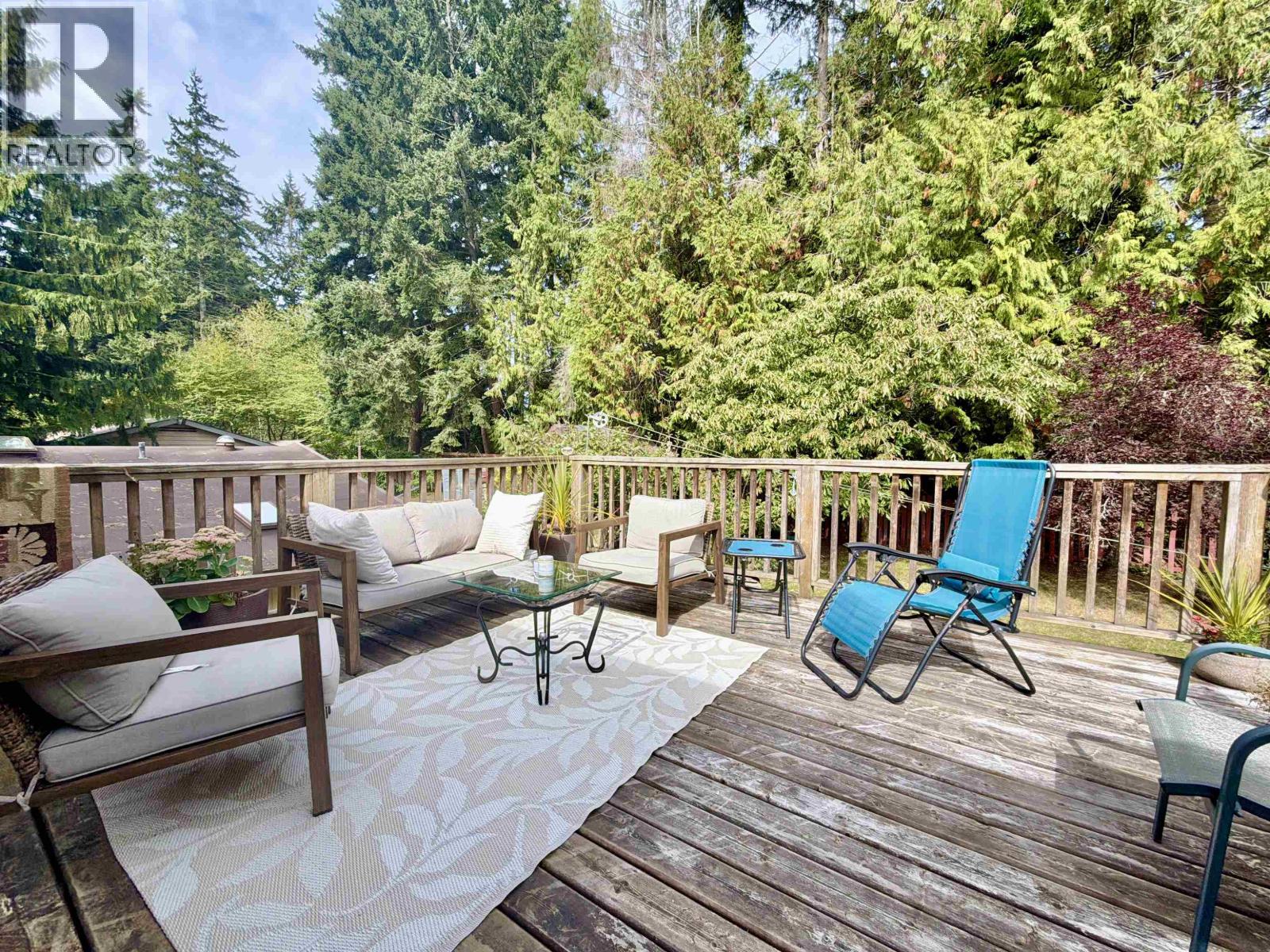 1044 FIRCREST ROAD, Gibsons