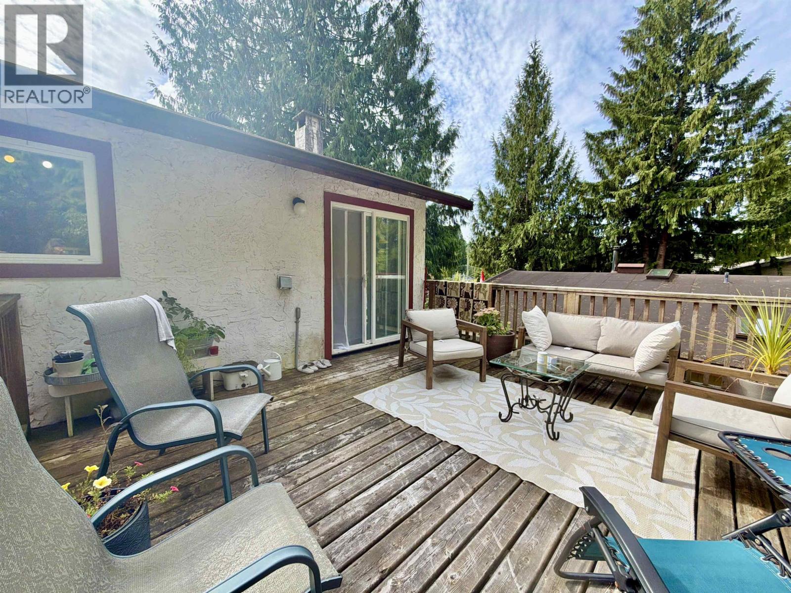 1044 FIRCREST ROAD, Gibsons