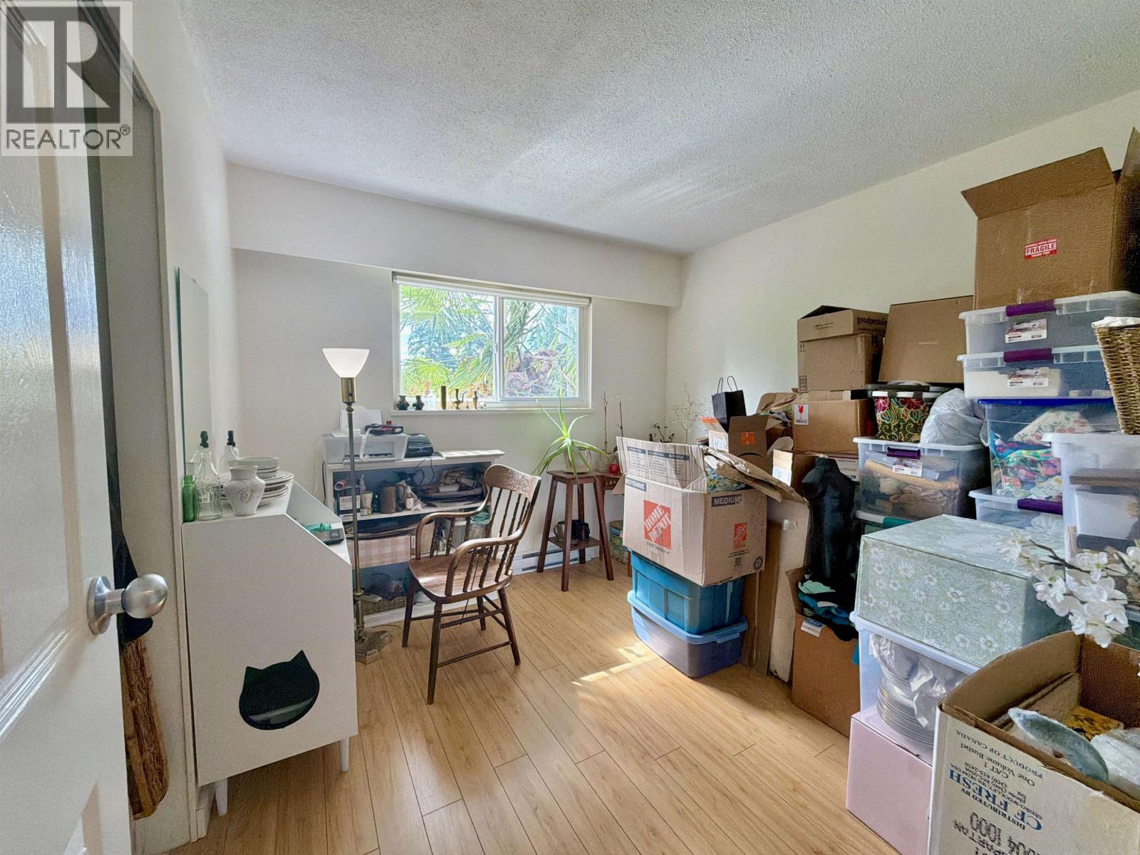 1044 FIRCREST ROAD, Gibsons